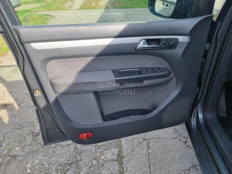 Volkswagen Touran 1.6 TDI