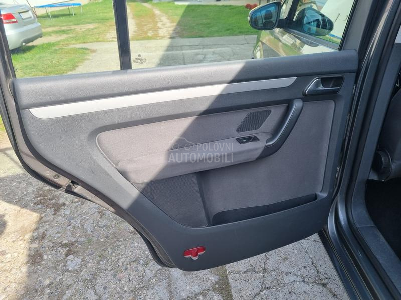 Volkswagen Touran 1.6 TDI