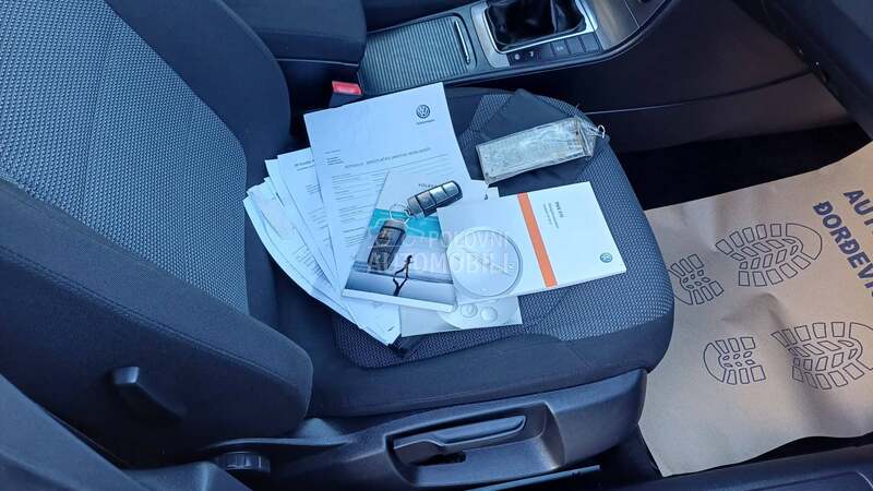 Volkswagen Passat B7 2.0 TDI HAJLAJN T0P