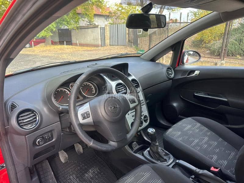 Opel Corsa D 