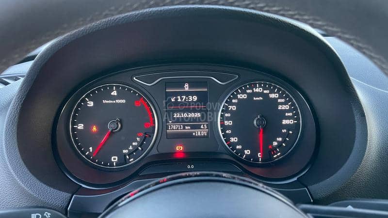 Audi A3 1.6TDI 3xS-LINE