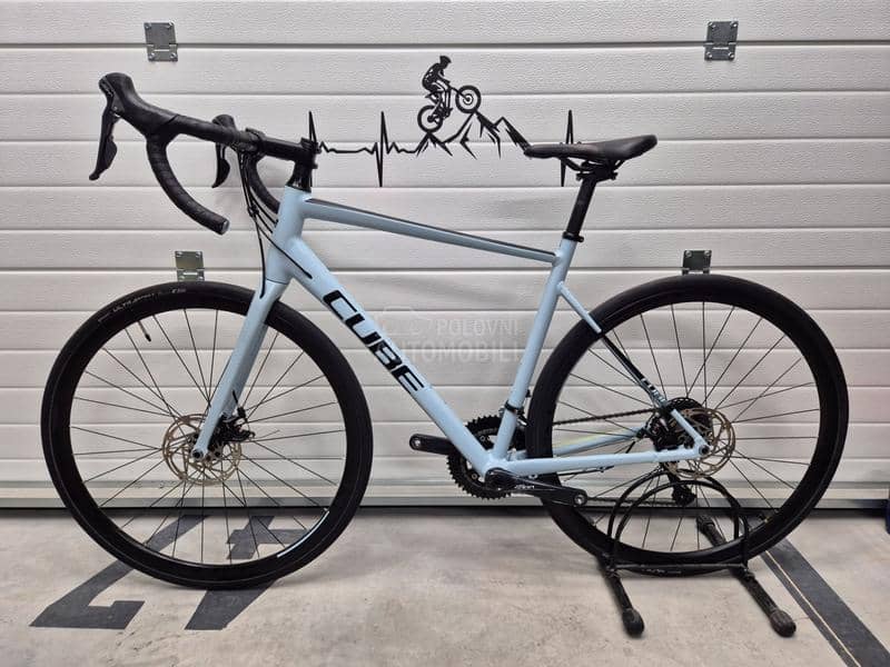 Cube Attain Pro SORA 56cm TOP