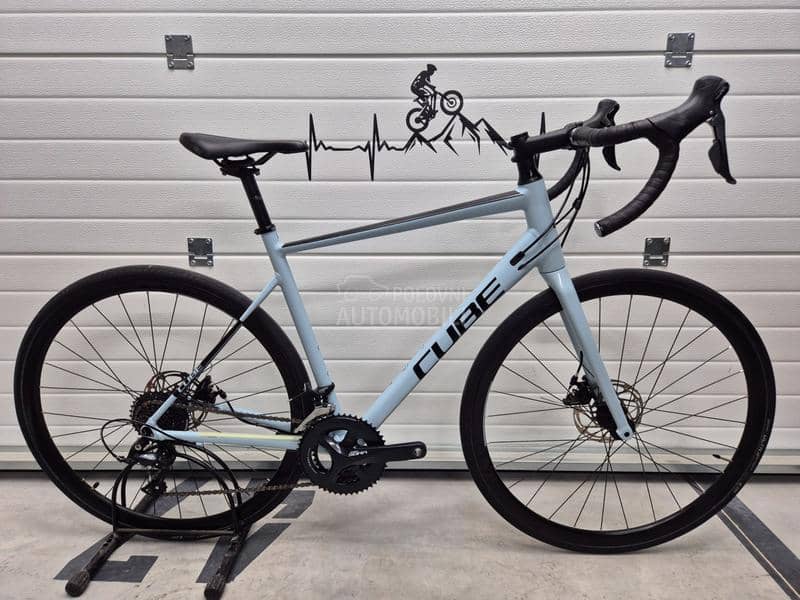 Cube Attain Pro SORA 56cm TOP