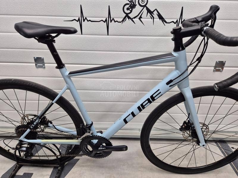 Cube Attain Pro SORA 56cm TOP