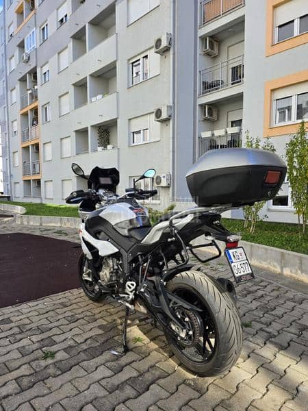 BMW S1000XR