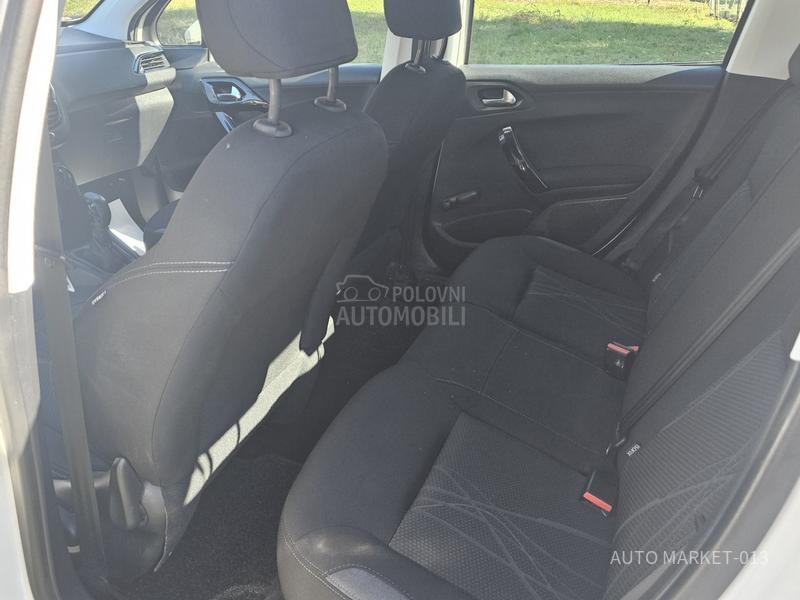 Peugeot 208 1.4 hdi  GT line