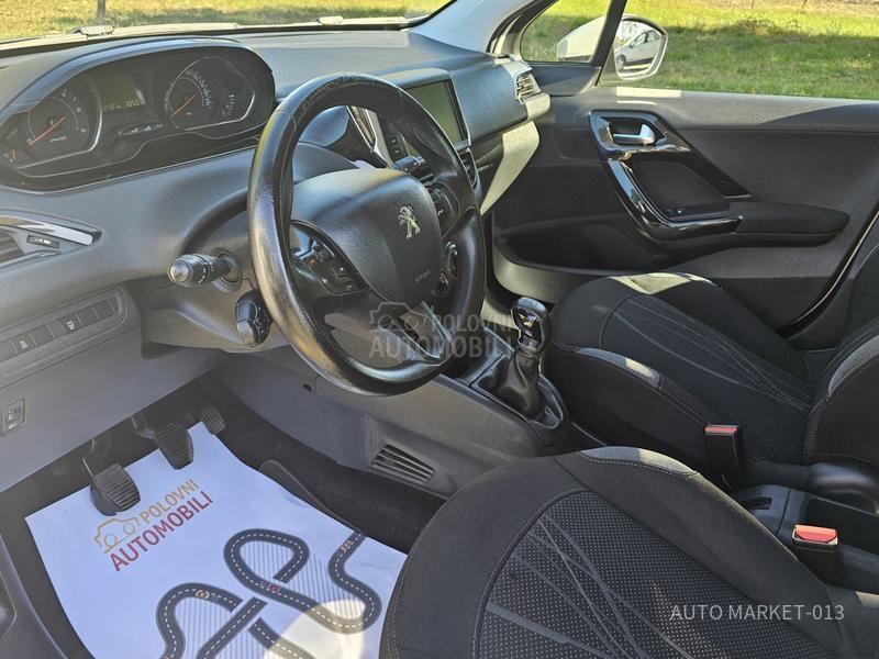 Peugeot 208 1.4 hdi  GT line