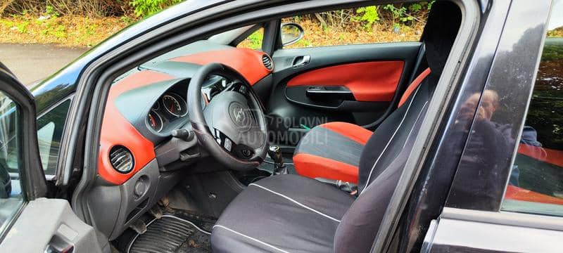 Opel Corsa D 1.4 tng