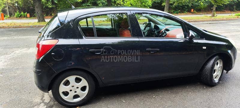 Opel Corsa D 1.4 tng