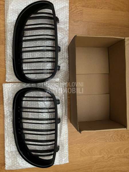 m dupli gril, maska, bubrezi