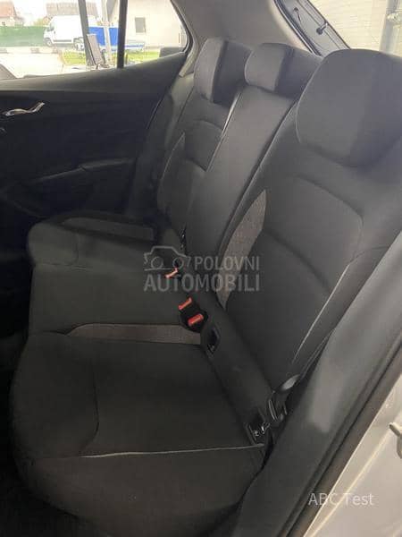 Škoda Fabia Essence 1.0 TSI 6G