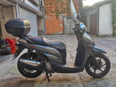Honda SH 300