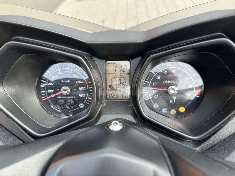 Yamaha XMAX 400 ABS X MAX