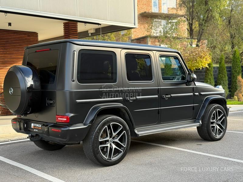 Mercedes Benz G 400 