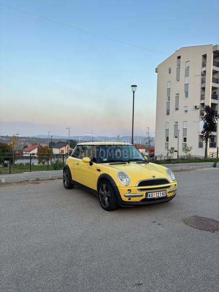 MINI One 