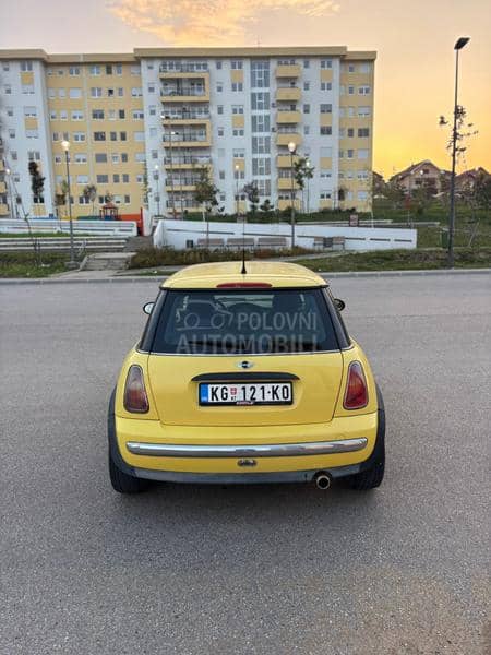 MINI One 
