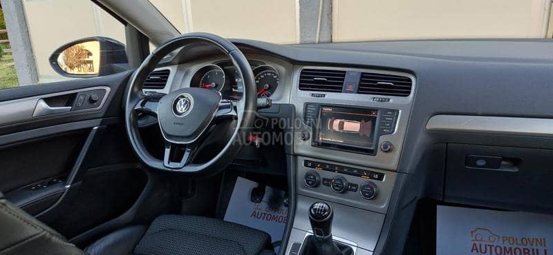 Volkswagen Golf 7 2.0TDI/R-LINE/KAMERA
