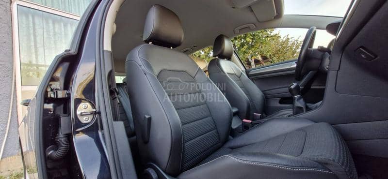 Volkswagen Golf 7 2.0TDI/R-LINE/KAMERA