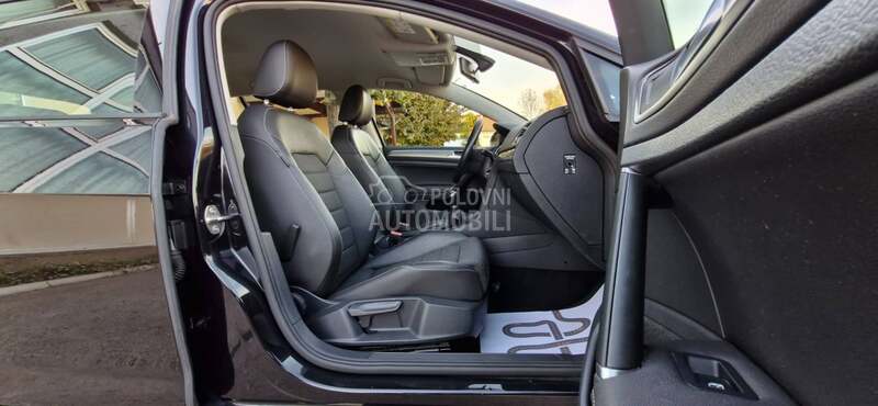Volkswagen Golf 7 2.0TDI/R-LINE/KAMERA