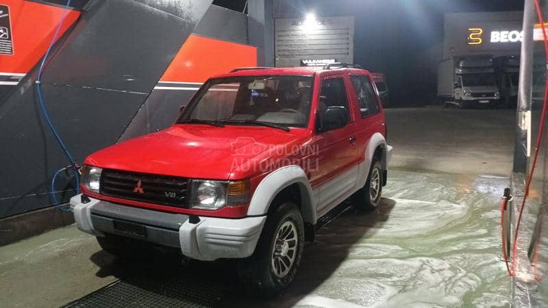 Mitsubishi Pajero 3.0 V6