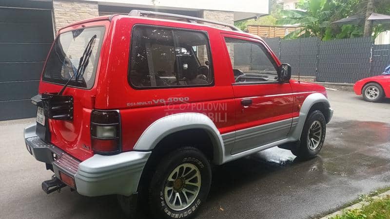 Mitsubishi Pajero 3.0 V6