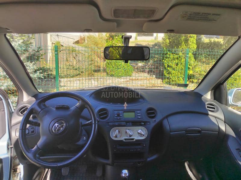 Toyota Yaris 1.0