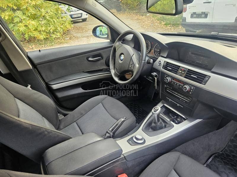 BMW 320d  BMW 320d