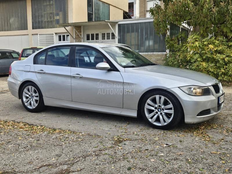 BMW 320d  BMW 320d