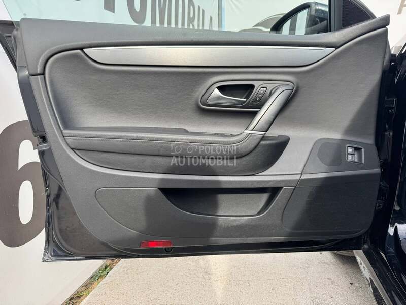Volkswagen Passat CC 82.040