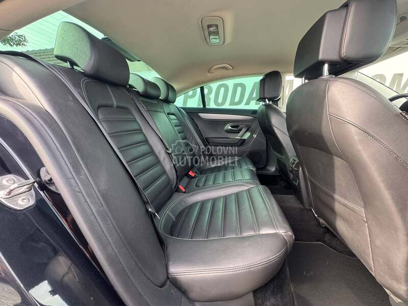 Volkswagen Passat CC 82.040