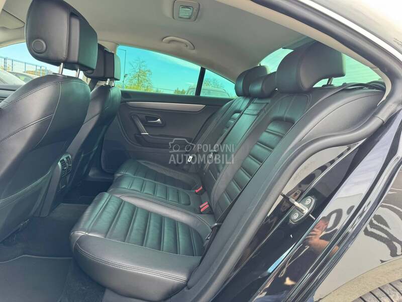 Volkswagen Passat CC 82.040