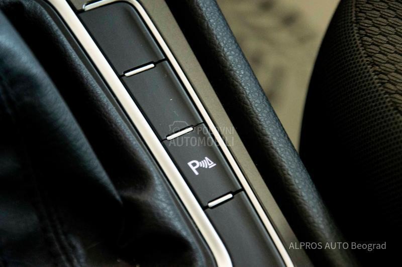 Volkswagen Golf 7 1.6 TDI DSG