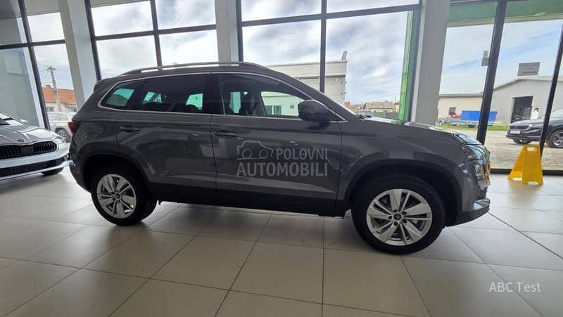 Škoda Karoq Selection Plus DSG