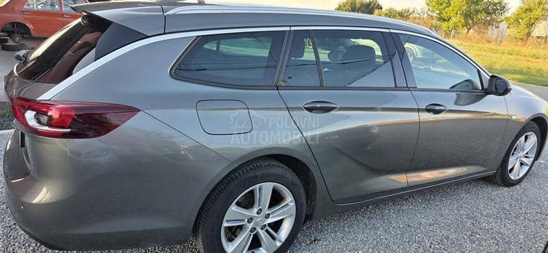 Opel Insignia 1.6CDTI/CAM.NAV AU Opel Insignia 1.6CDTI/CAM.NAV AU