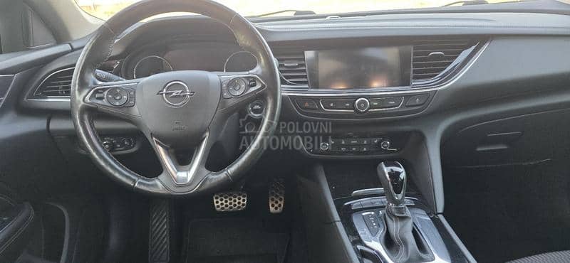 Opel Insignia 1.6CDTI/CAM.NAV AU Opel Insignia 1.6CDTI/CAM.NAV AU