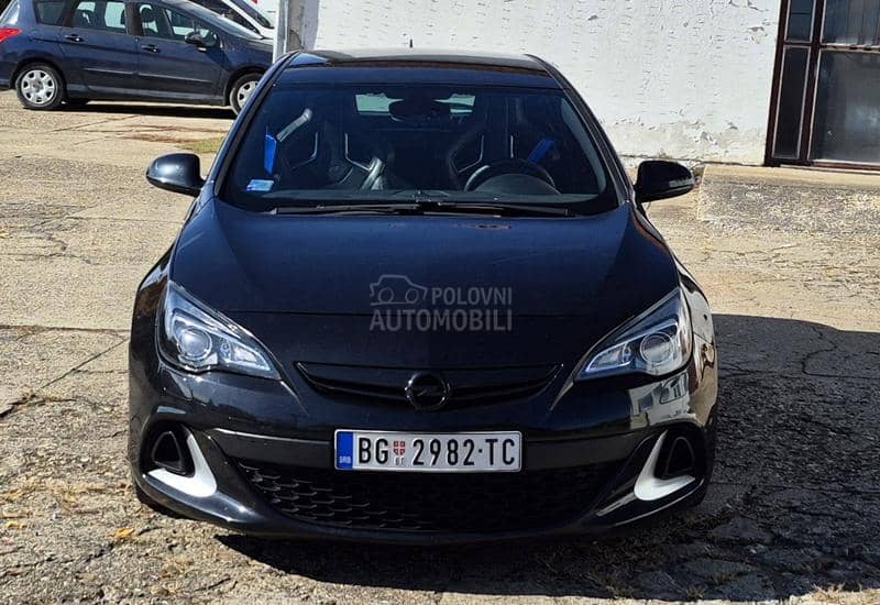Opel Astra J 