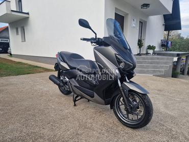 Yamaha X max 250