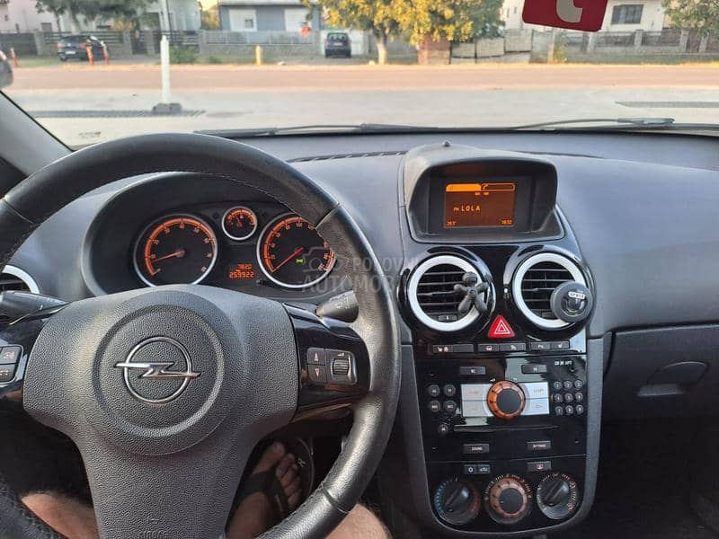 Opel Corsa D 