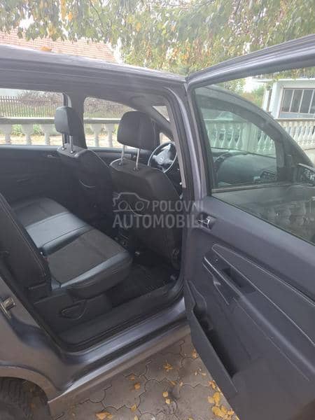 Opel Zafira H I T N O