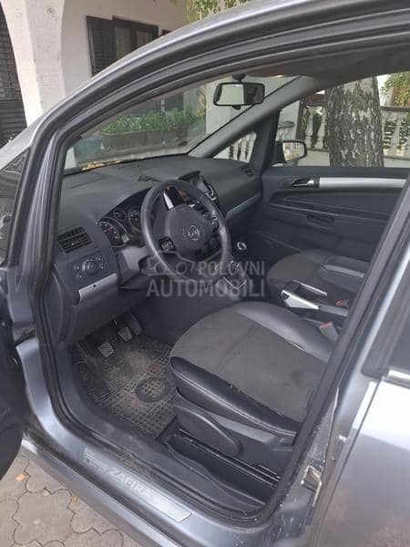 Opel Zafira H I T N O