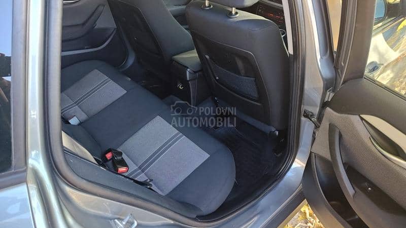 BMW X1 2.0 D X Drive CH