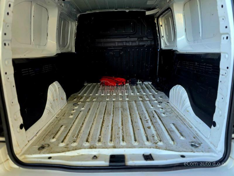 Opel Combo 1.5 CDTI MAXI A/T