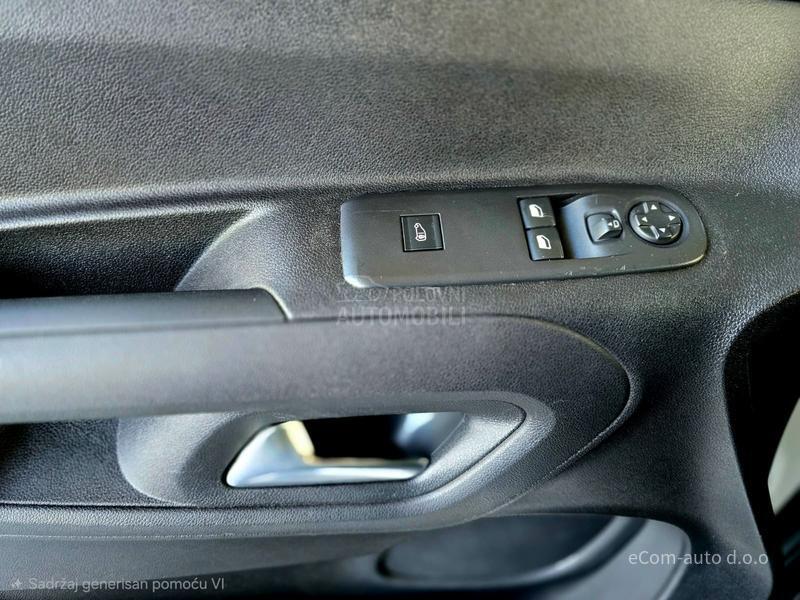 Opel Combo 1.5 CDTI MAXI A/T