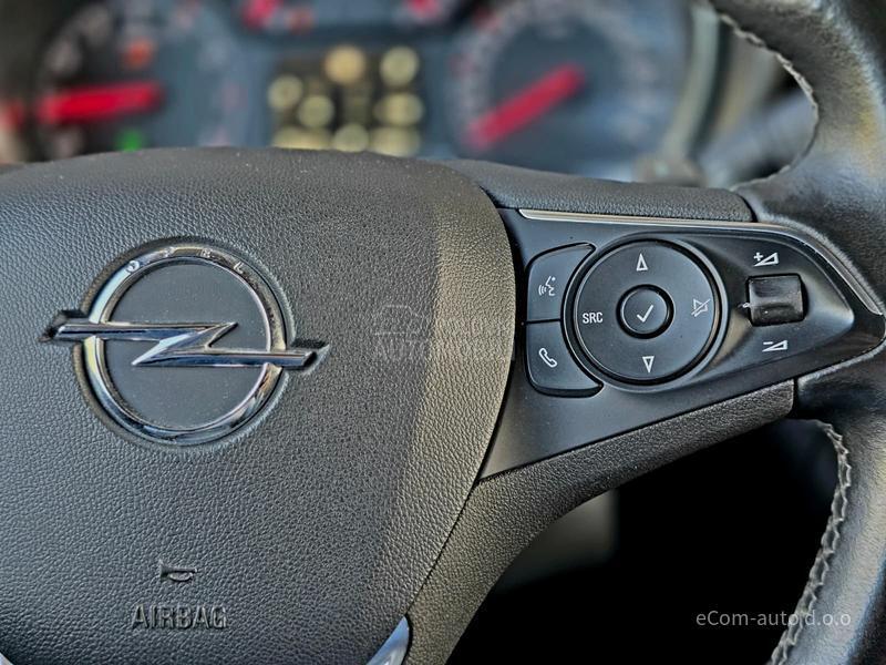 Opel Combo 1.5 CDTI MAXI A/T