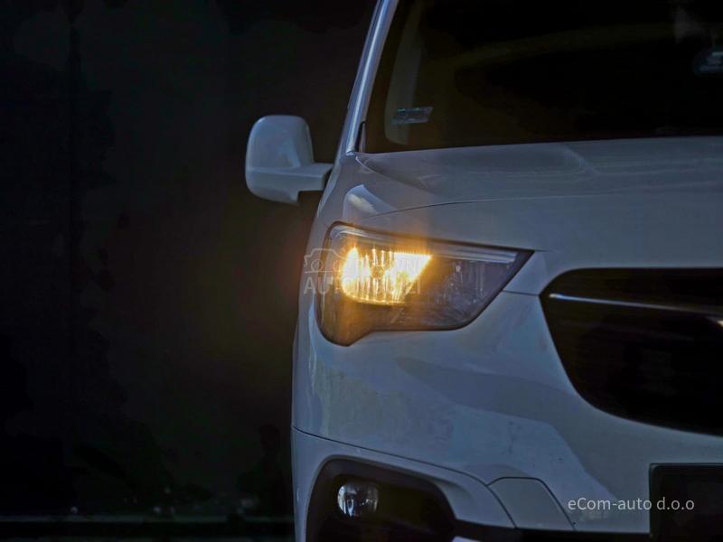 Opel Combo 1.5 CDTI MAXI A/T
