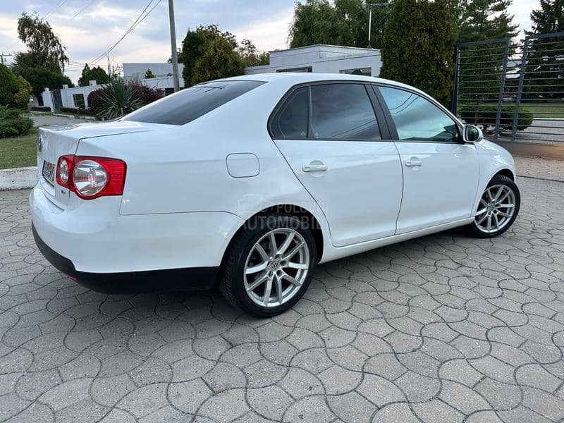 Volkswagen Jetta 1.9 TDI TekkRegg Volkswagen Jetta 1.9 TDI TekkRegg