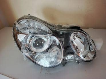 Levi i Desni far za Mercedes Benz E 124, E 200, E 220 ... od 2002. do 2006. god.