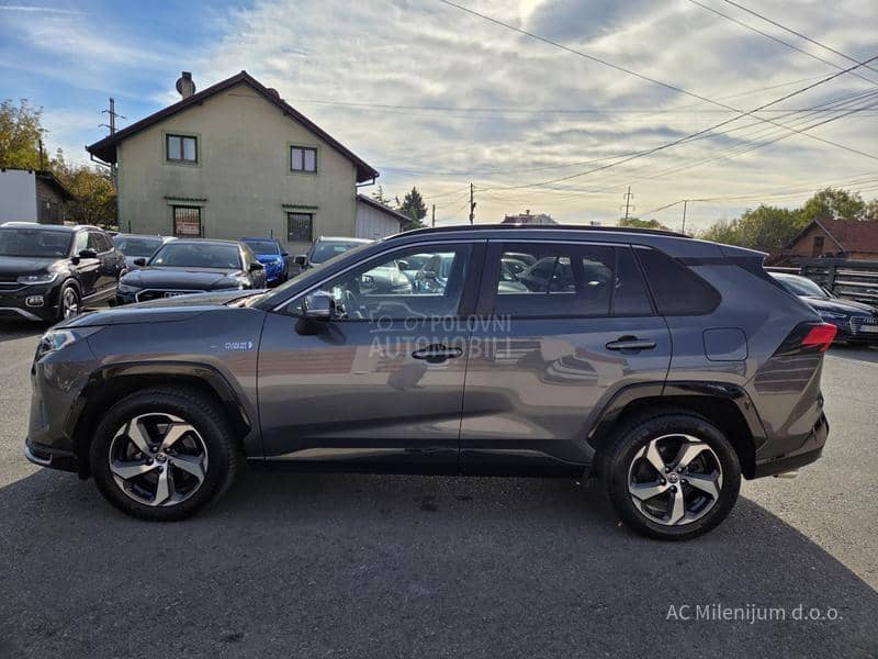 Toyota RAV 4 AWD Plug in hybrid