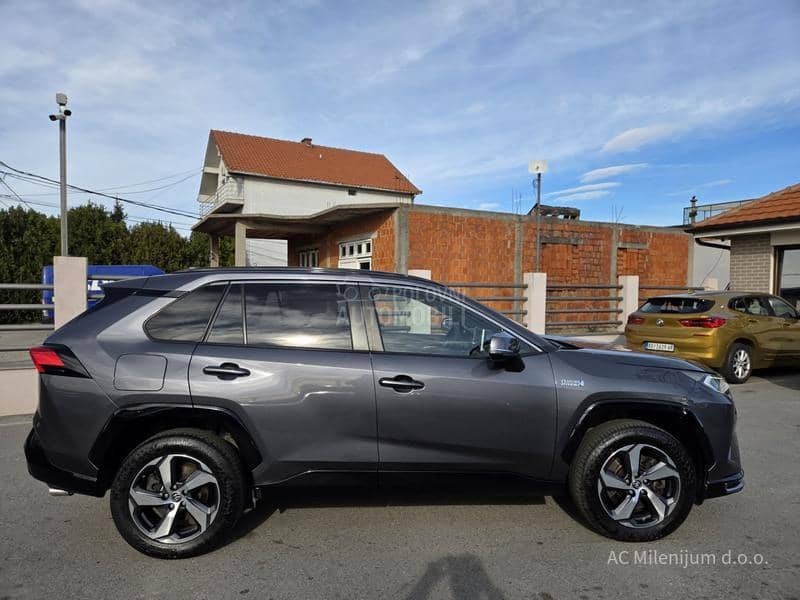 Toyota RAV 4 AWD Plug in hybrid