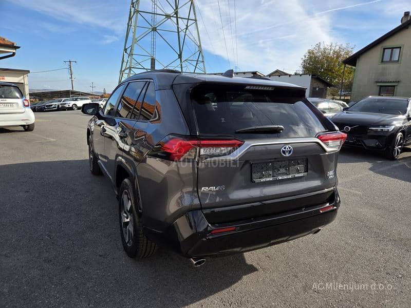 Toyota RAV 4 AWD Plug in hybrid